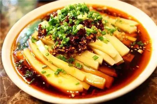 单价 数量/规格 小计 主锅 江团 68 3 斤 204 配菜 红油米豆腐 12 1