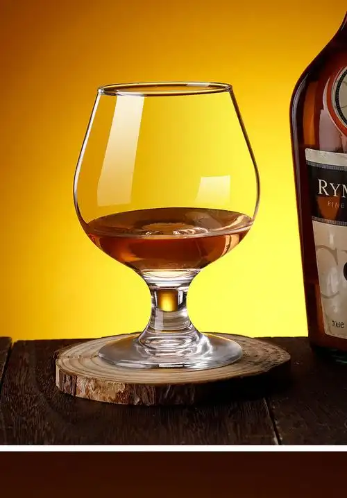 玻璃白兰地杯大肚洋酒杯矮脚白酒杯啤酒杯家用高脚红酒杯套装50ml六只