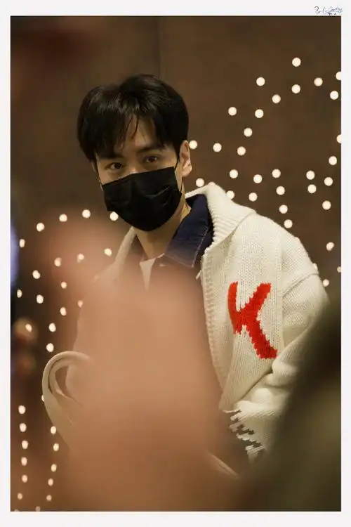 胡一天巴黎图记