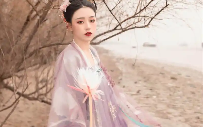 宴山亭~花月夜一片式齐胸汉服开箱 试穿