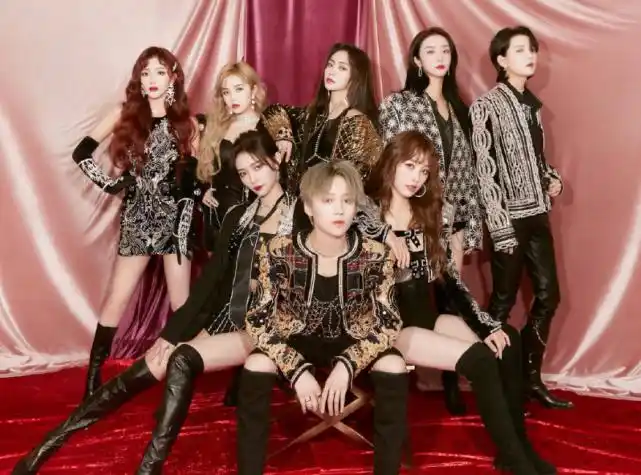 刘雨昕一人奶全团?solo活动改the9团舞,八人表演被模糊c位