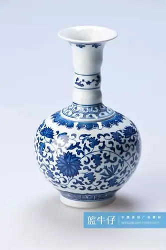 青花瓷花瓶