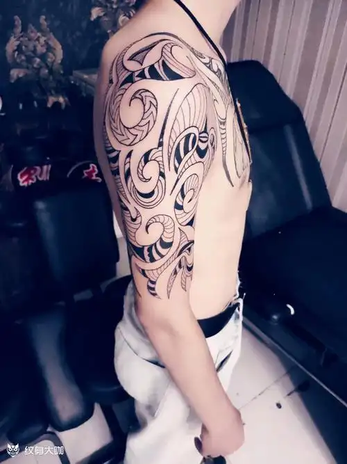 图腾半甲_纹身图案手稿图片_王志勇的纹身作品集