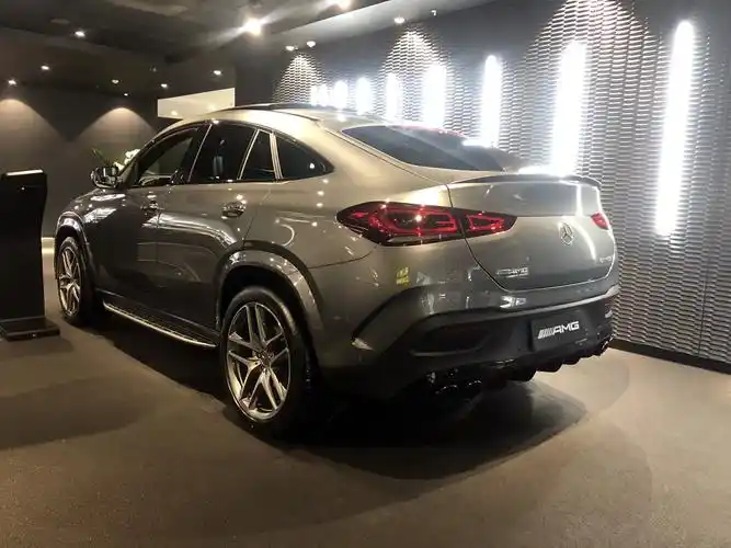 奔驰gle53amgcoupe月光石灰黑内现车加2万元装潢