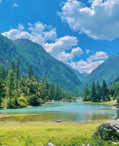 大自然风光治愈心灵,川西的美景,可以和瑞士媲美