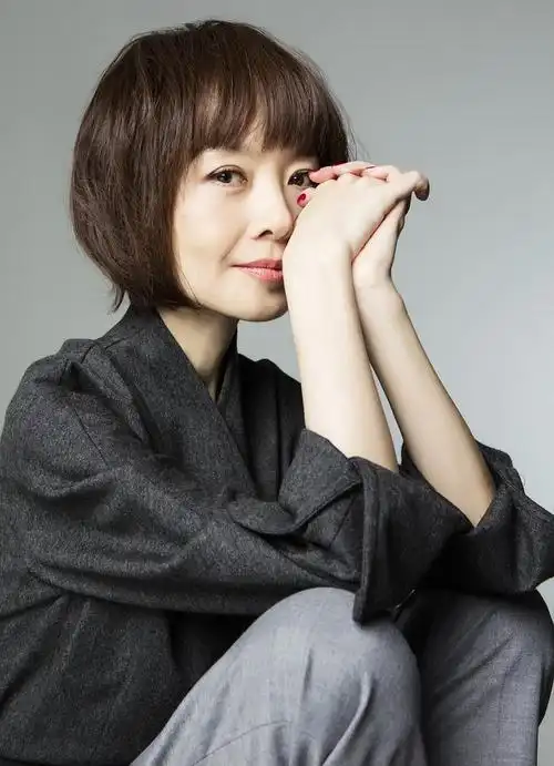 内地名嘴陈鲁豫