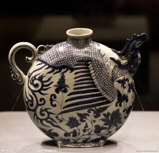 元青花凤首扁壶