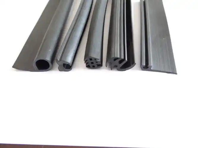 门窗密封条主要应用于塑钢门窗,铝合金门窗,木门窗等建筑装饰门窗.