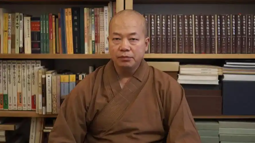 青海北海禅院明贤法师为唐山大地震祈福