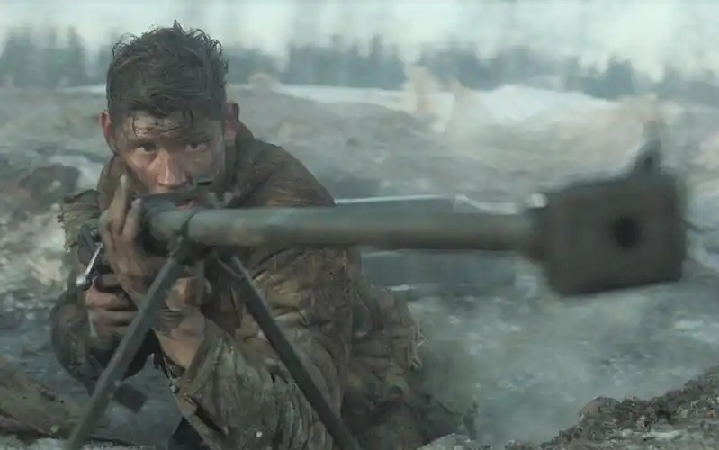 26名苏联士兵硬刚纳粹坦克军团,凭一挺重机枪,打得德军血肉横飞!