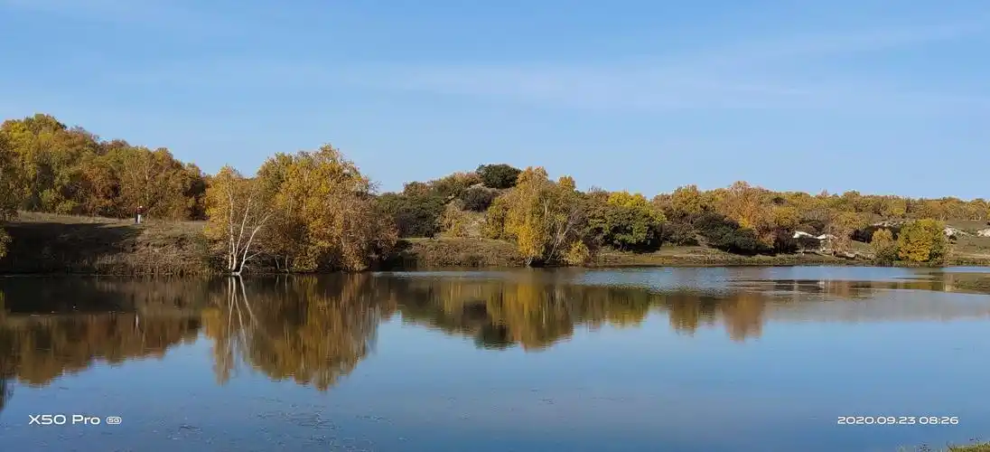 乌兰布统公主湖