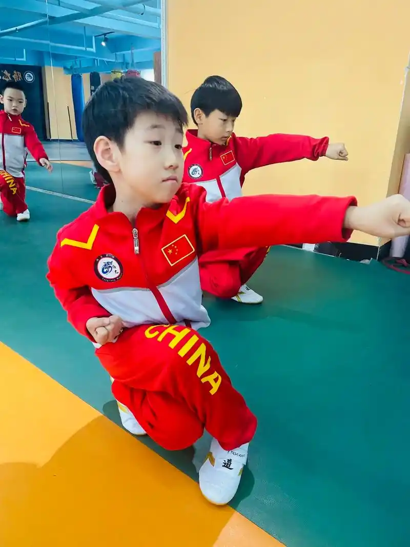 昌乐县腾龙武术散打搏击跆拳道