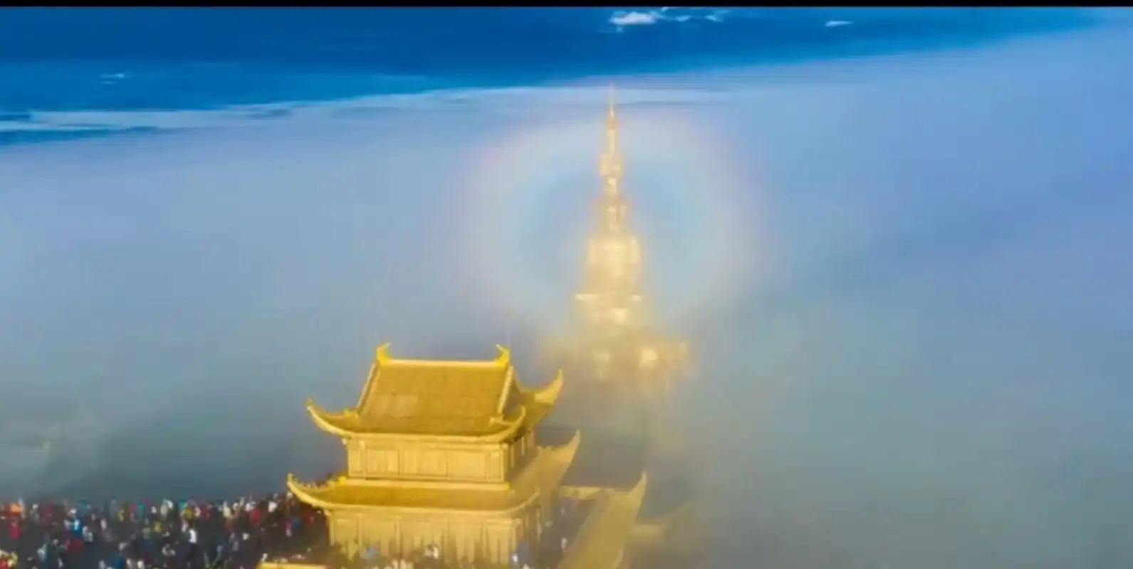 趣闻0208:峨眉金顶菩萨现佛光 #奇闻趣事