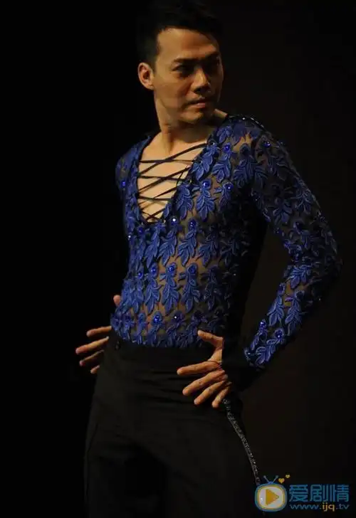 谢天华《舞动奇迹》照片 谢天华高清写真_谢天华高清剧照