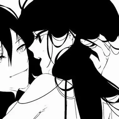 很撩人的禁欲黑白动漫情侣头像图片