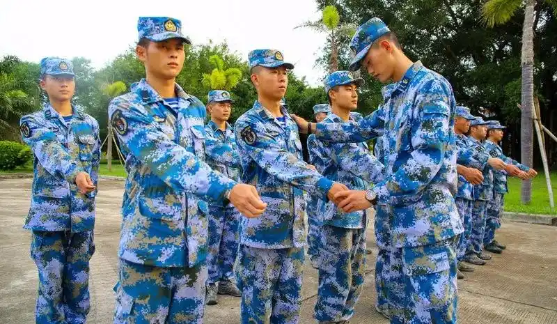 分享8个关键词带你认识最帅海军航空兵