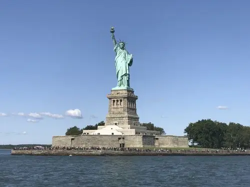 纽约自由女神像攻略,纽约自由女神像门票/游玩攻略/地址/图片/门票