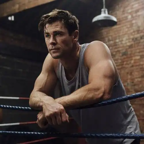 那在复仇者联盟中,有两位叫克里斯的肌肉猛男,一位叫克里斯·帕拉特