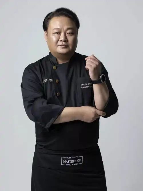 黄鱼狮子头,黑椒蟹都是钱湖渔港的标志性菜品丨专访宁波柏悦酒店行政