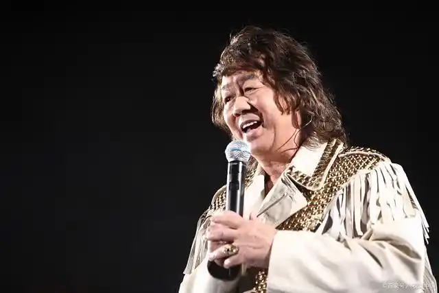 许冠英:相貌丑陋让他演艺之路受限,拒绝金像奖成影坛"第一人"