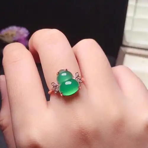 天然绿玉髓戒指女s925银时尚简约葫芦翡翠色大气指环韩版生日礼物