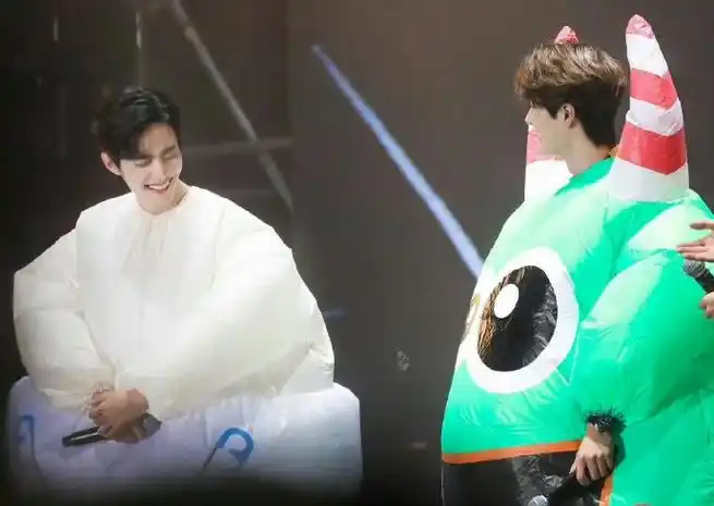 博君一肖超话bjyx#博君一肖#"为什么陈情令的两次演唱会,会开在南京和