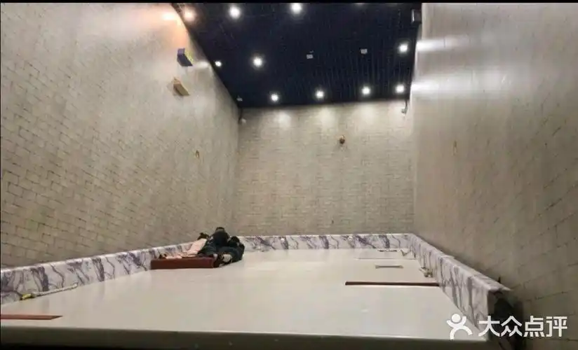 石板才会暂停计时!悬崖密室