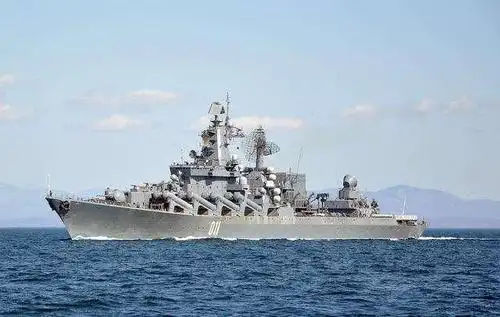 俄罗斯太平洋舰队旗舰瓦良格号巡洋舰