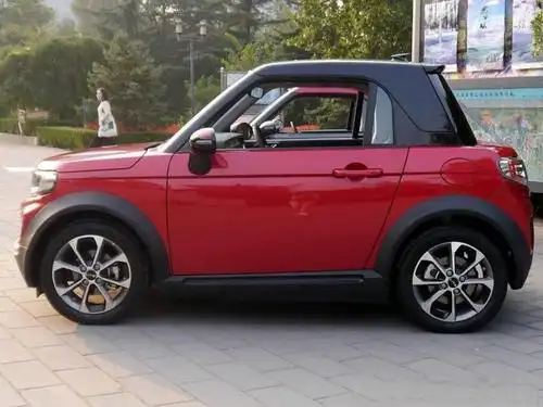 比mini还小的北汽新能源汽车lite能否俘获女性车迷的喜爱?