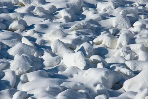 静谧的北国冬日(之一)——皑皑白雪