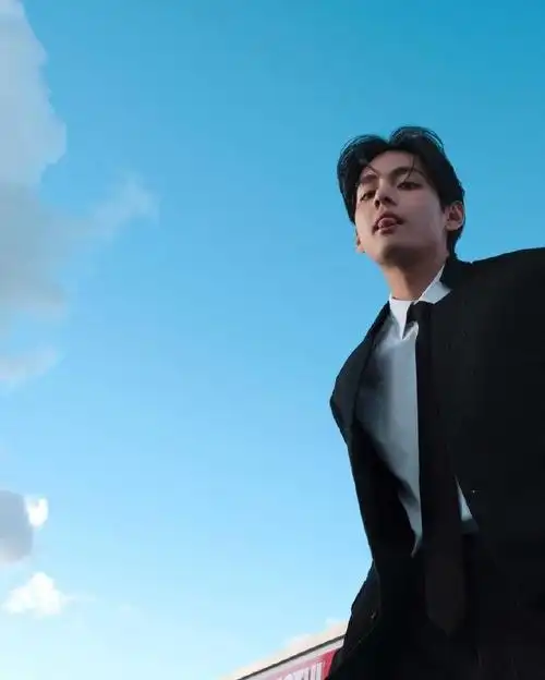 金泰亨kpop永一##金泰亨自拍