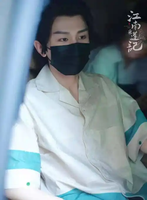 《莲花楼》场务和代拍吵起来了,成毅跑去拉架:真是热心市民了_袁冰妍