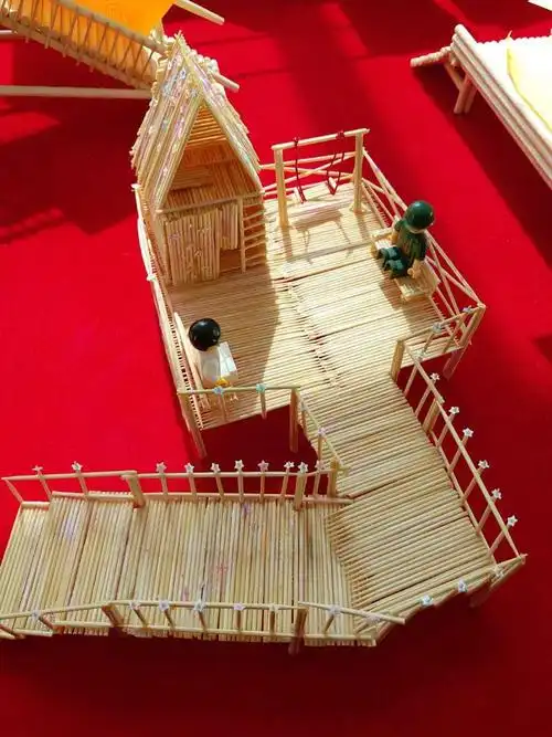 陵水县民族中学高二年级"通用技术手工作品展---桥"