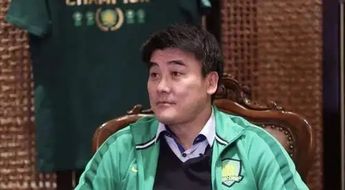 李明再度面对大连,争议周军pk功勋李明,新人笑还是旧人哭?