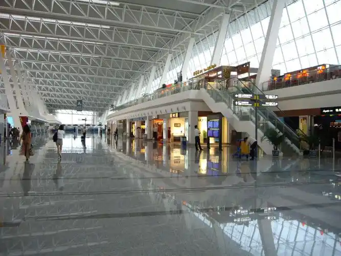 纪实〕武汉天河国际机场