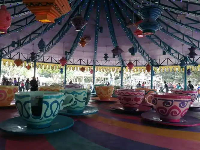 寻找他乡的故事之梦幻迪士尼——龙华实验小学一(7)班夏笛凯