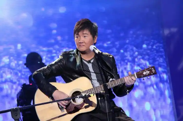 回顾孙楠大男子主义是我优点抛弃初恋婚内出轨没任何问题