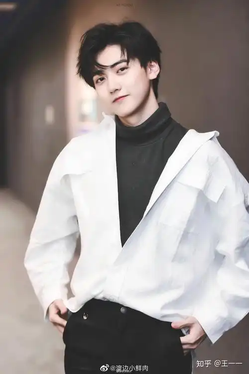 有没有焉栩嘉超级可爱的图?