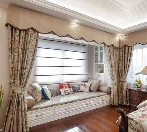 美式别墅飘窗室内设计效果图欣赏