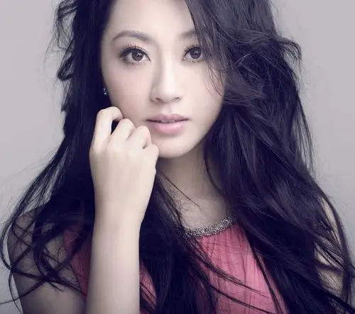 歌手:金婷婷 / 王泽南 所属专辑:饮酒歌 播放 收藏 分享 下载 评论