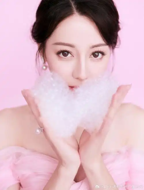 迪丽热巴邓妍##迪丽热巴利剑玫瑰