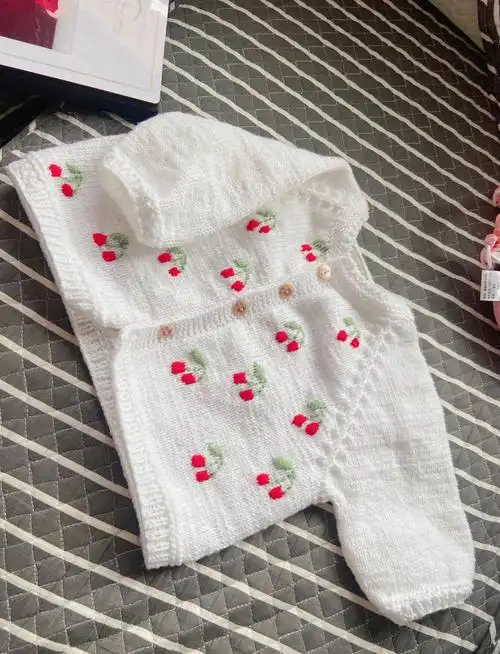 手工编织棒针宝宝毛衣樱桃毛衣
