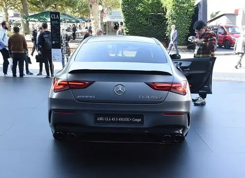 20款奔驰cla45s 性能钢炮颜值爆表