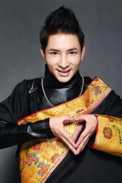 星光大道尕让邓真获年度实力偶像美誉