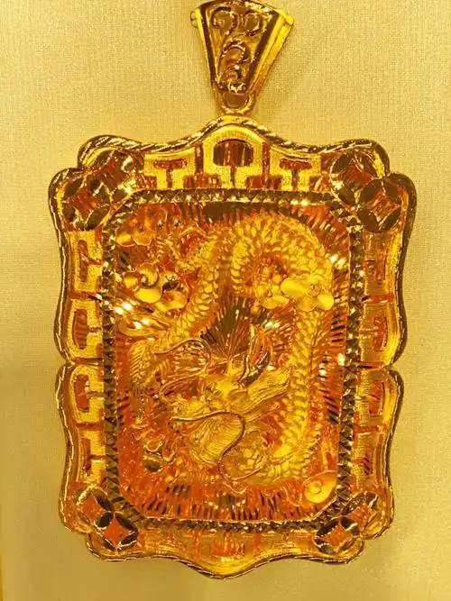 12673克的黄金龙牌