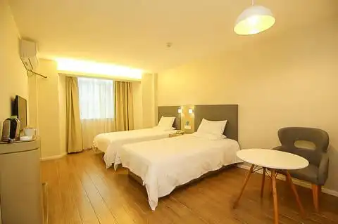 汉庭酒店(海口明珠广场店)