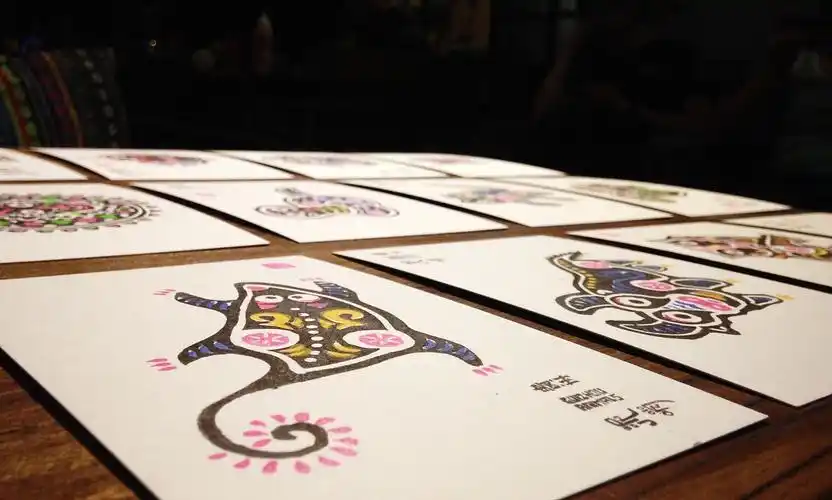 苗族十二生肖主题明信片