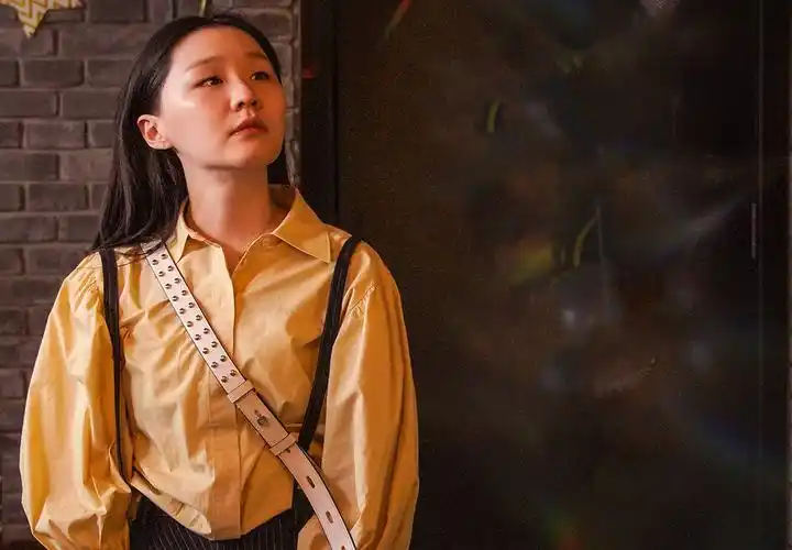 《我在他乡挺好的》喜剧人金靖完美诠释成年人的崩溃,感染力极强