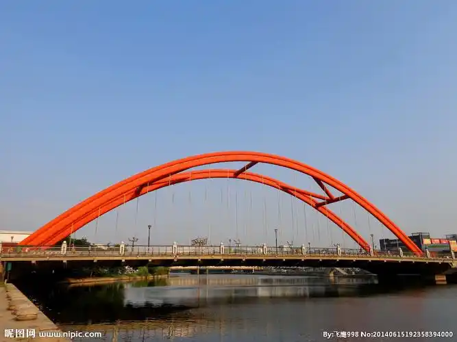 双拱钢索桥图片