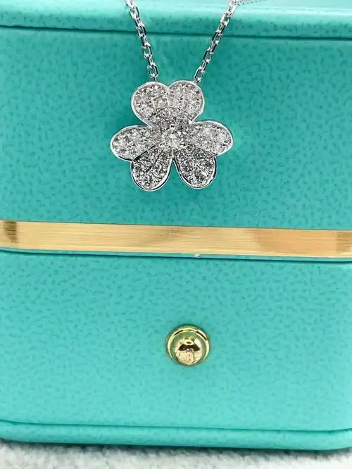 vca三叶草钻石项链
